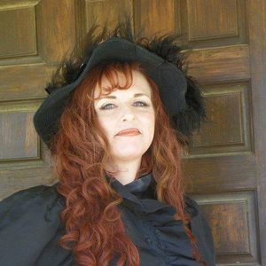 Meet your Posher, Michele